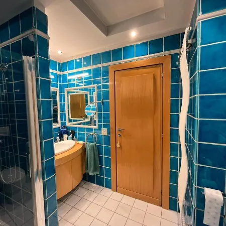 Villa Wurth Al Gianicolo B&B-3